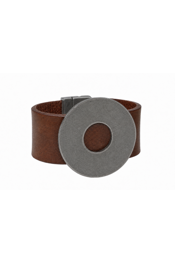 Brown leather bracelet with a matte stainless steel circle